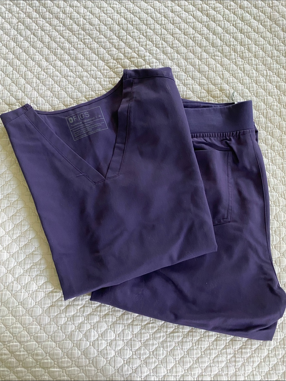 Figs Casma + Zamora Scrub Set Dark Purple